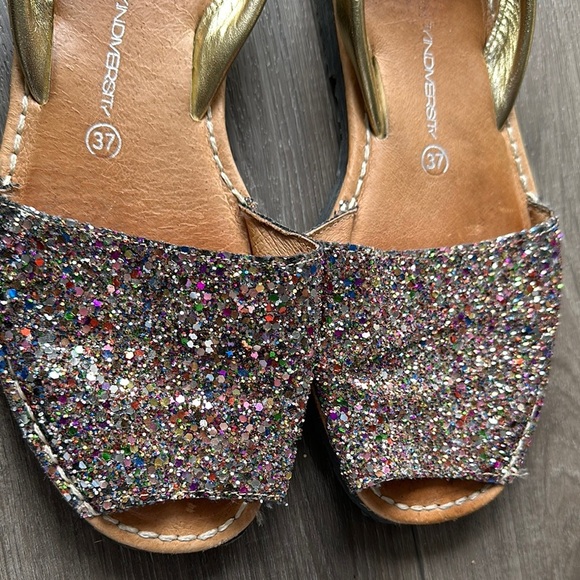 Gold Glitter Flats with Open Back Design - Picture 2 of 7